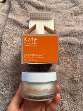 Kate Somerville Exfolikate Glow moisturizer 50ml